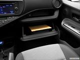  Glove box open photo